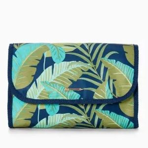 Stella & Dot Botanical Hang On Bag